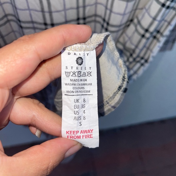 NWOT Daisy street plaid mini dress long sleeve size 4 - Picture 6 of 8